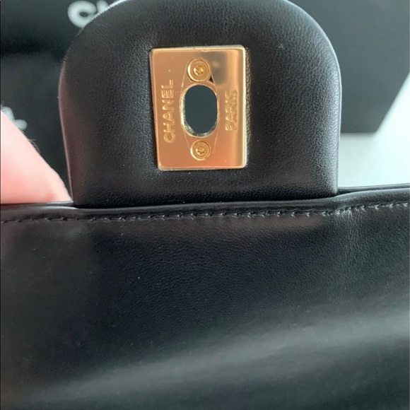 SOLD Chanel Unchained Leather Clutch - Picture 7 of 13